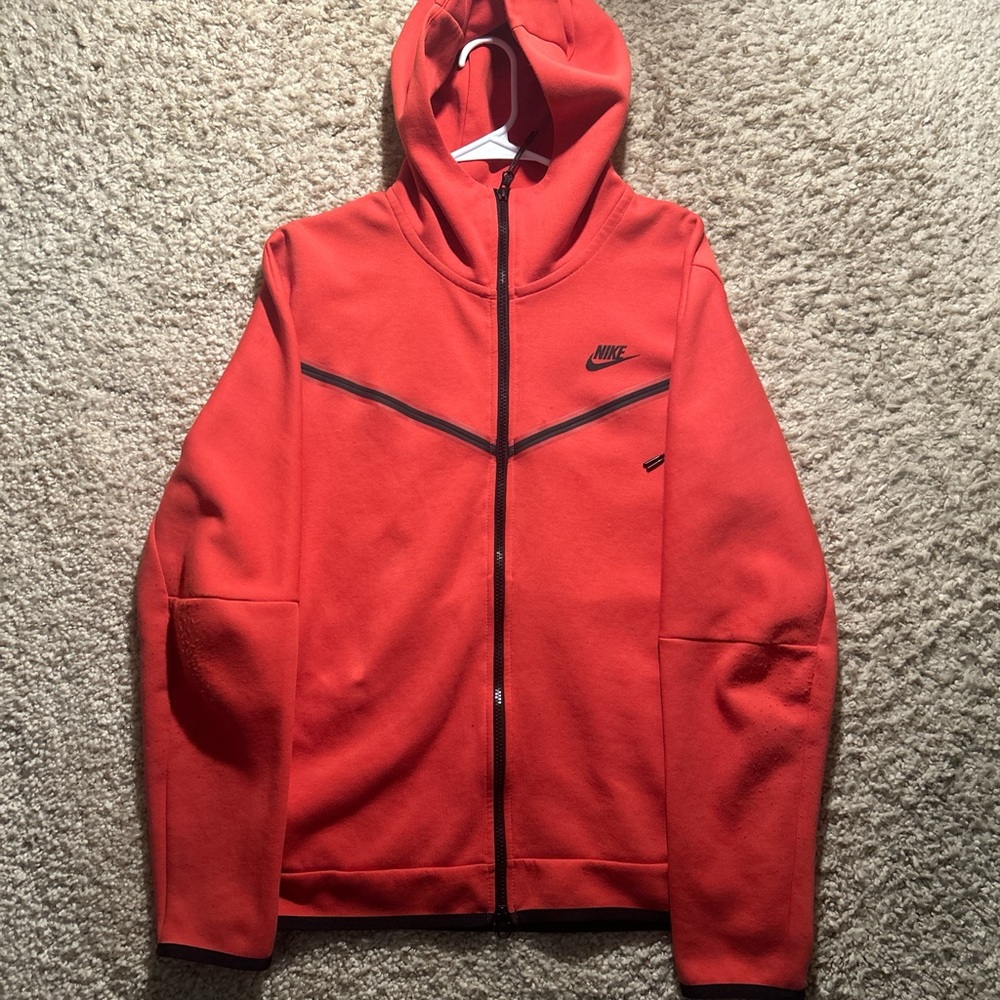 Mens Nike Tech